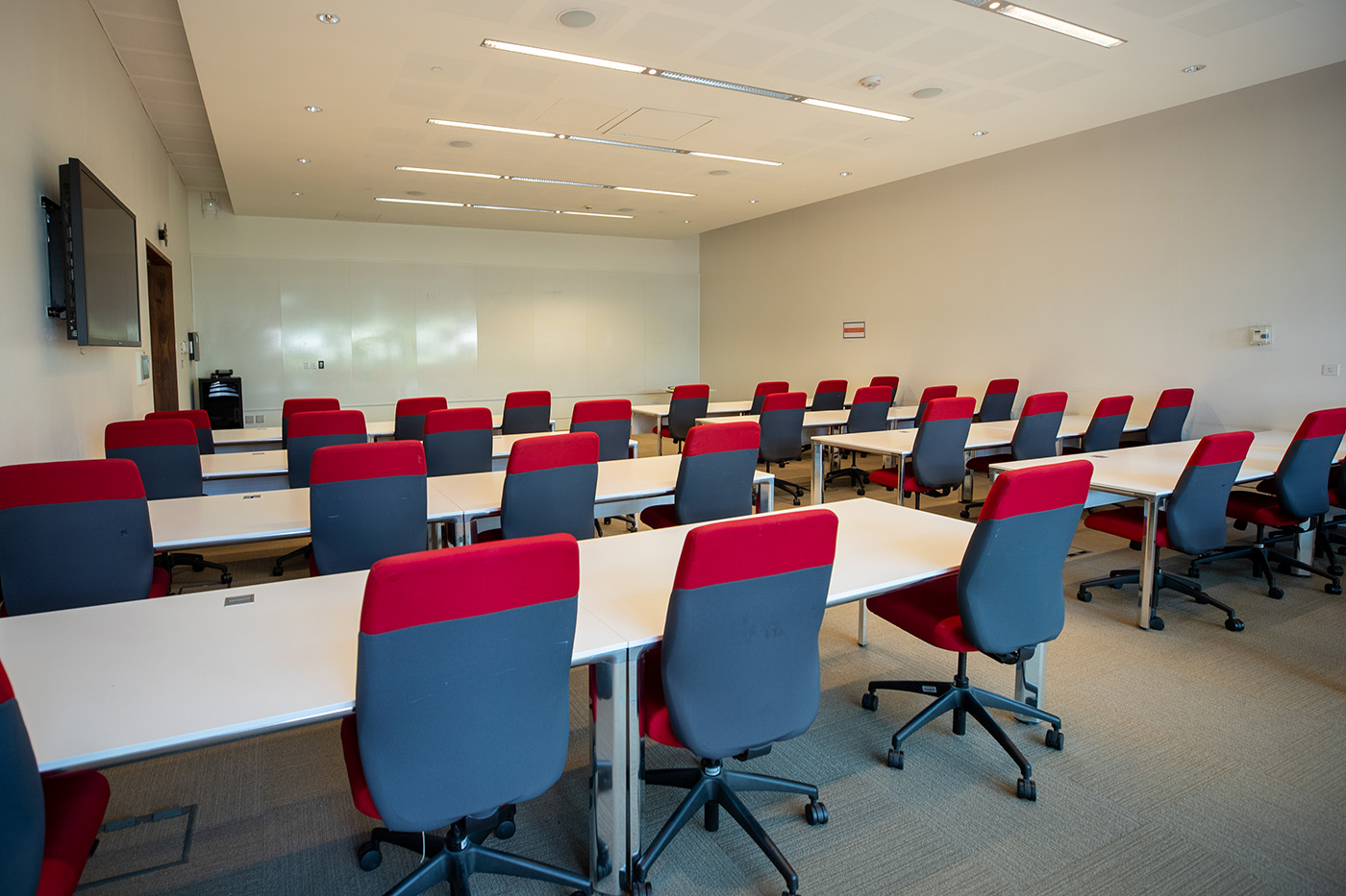 Conference Room 4 - Multaqa